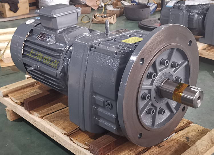 RF87減速機，立式安裝，輸入配電機，實物照片如下