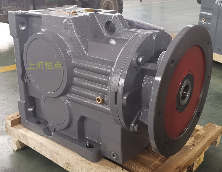 K97減速機，輸入配電機法蘭端蓋，右輸出單軸，實物圖如下