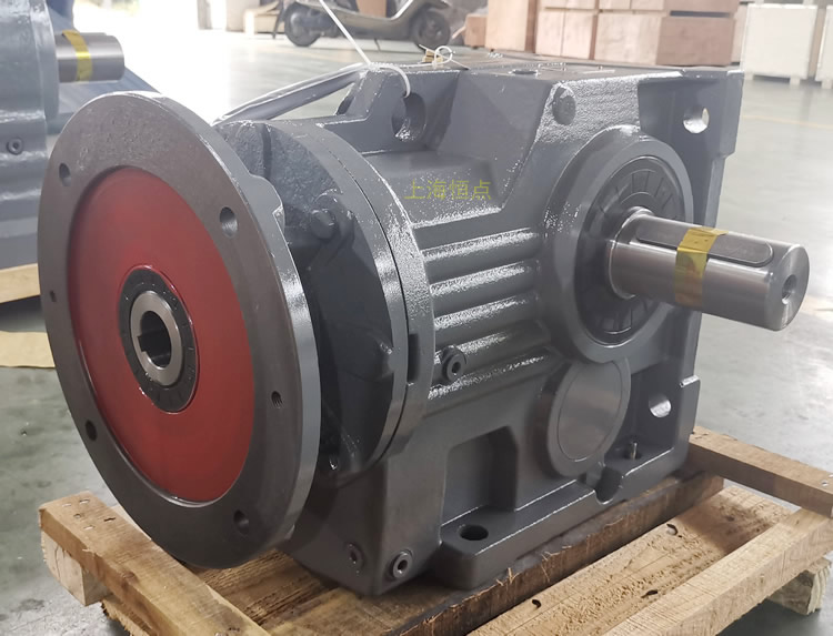 K97減速機，輸入配電機法蘭端蓋，右輸出單軸，實物圖如下